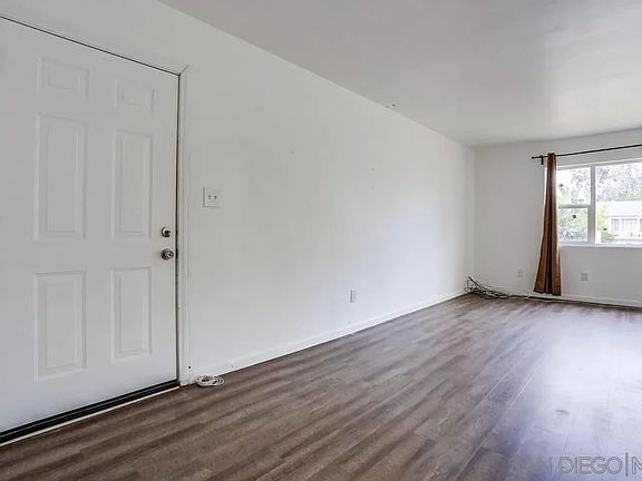 3rd image of 153-155 Johnston Ln