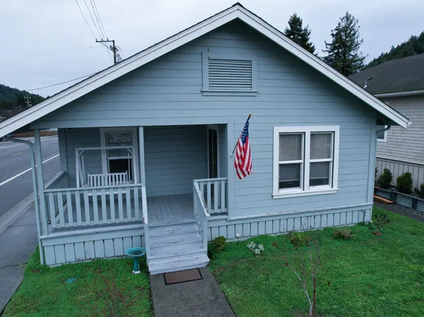 620 2nd St, Scotia, CA 95565