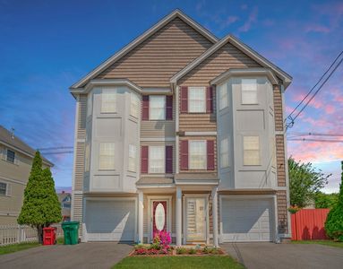 63 Manchester St #A, Lowell, MA, 01852