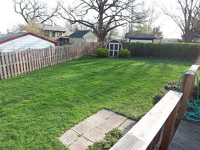 2nd image of 101 Sunshine Ln