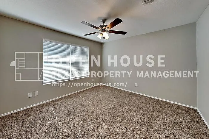 8657 Hawkview Dr — Photo 11