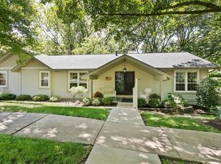 1224 Dunloe Rd, Ballwin, MO 63021