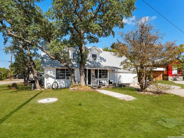 1843 Rhinestone, Canyon Lake, TX 78133