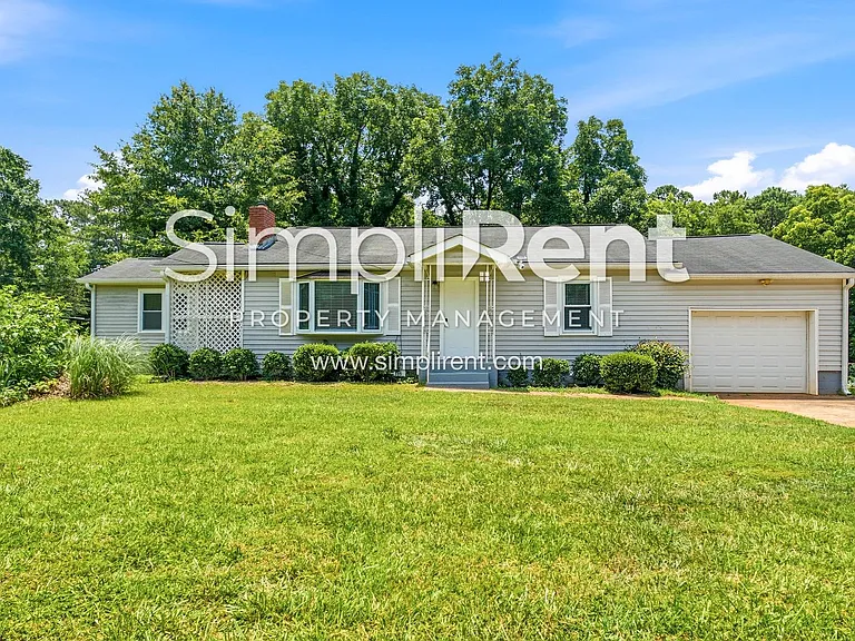 4401 Highland Rd — Photo 1