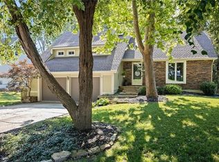 9307 Alden St, Lenexa, KS 66215