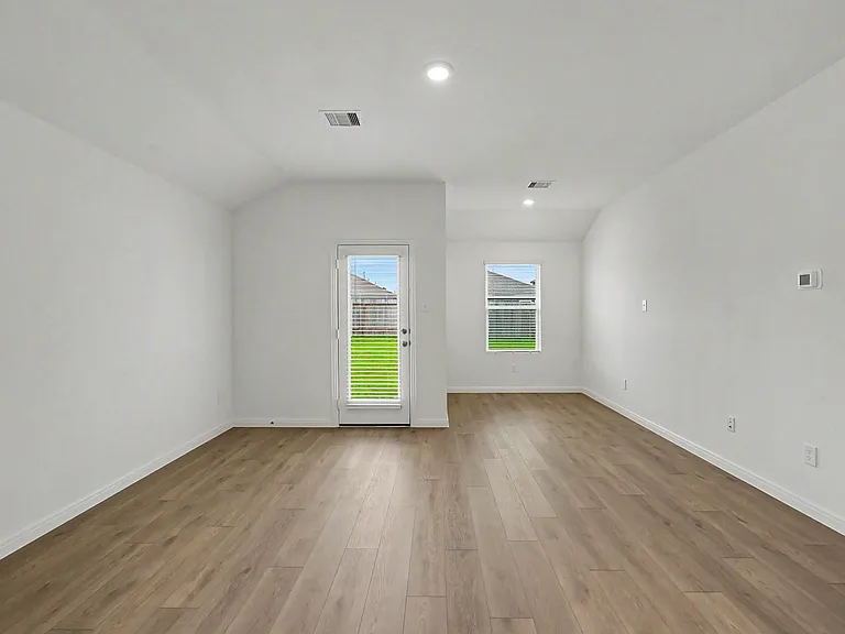 25260 Leather Leaf Ct — Photo 10