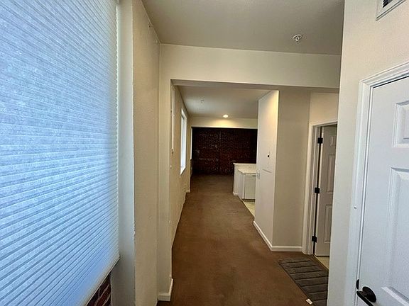 5th image of 161 W Santa Clara St #203