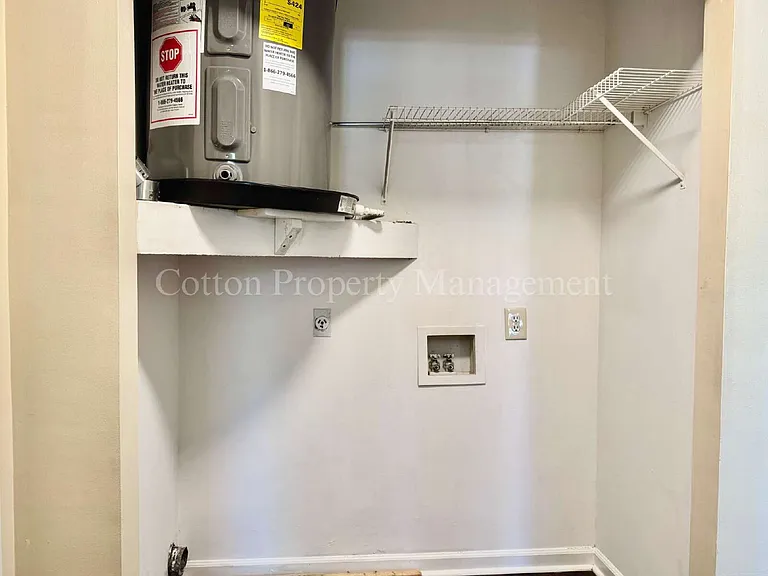107 Lullwater Dr #201 — Photo 13