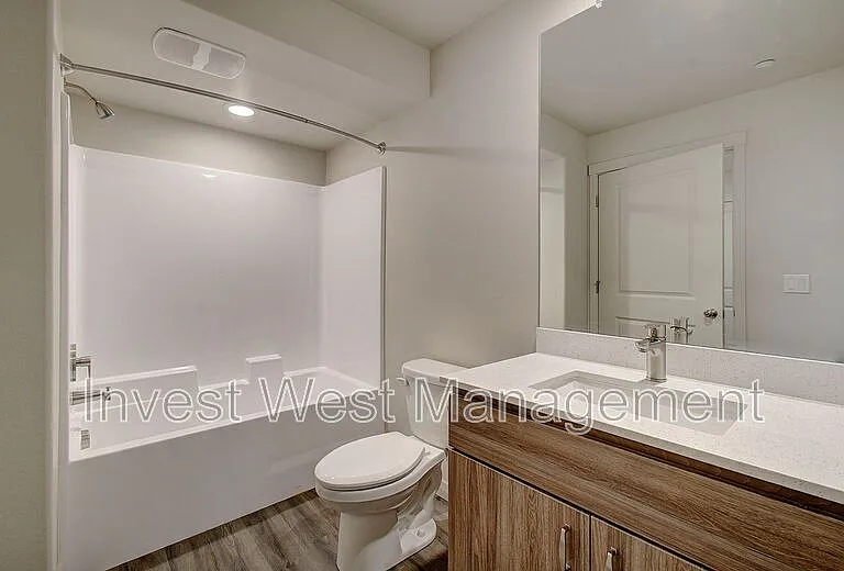404 NE 117th Ave #107 — Photo 16