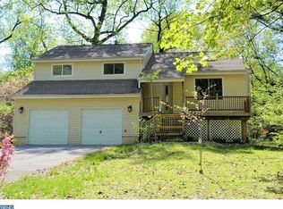 927 Manatawna Ave, Philadelphia, PA 19128