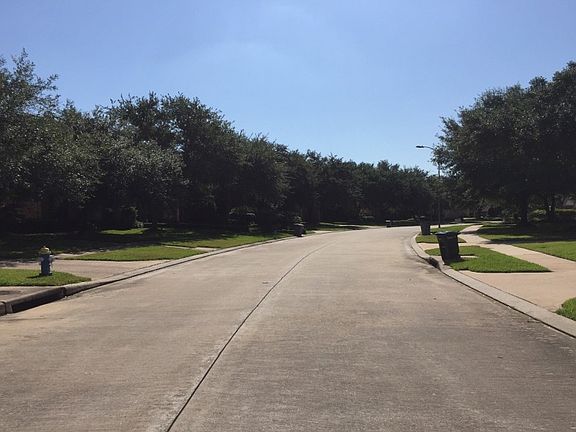 4th image of 15827 Cadenhorn Ln
