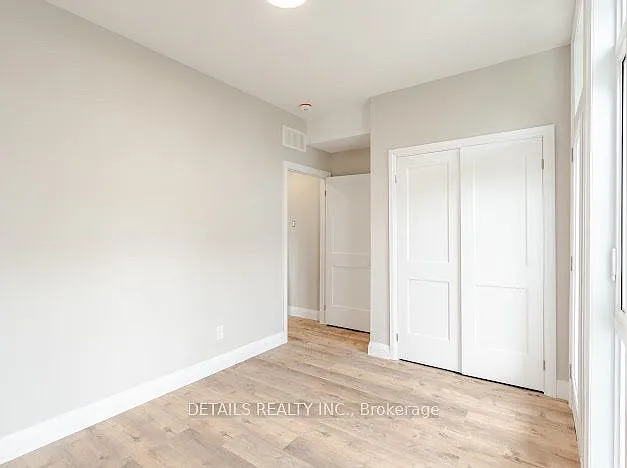 659 Donat St #201 — Photo 13