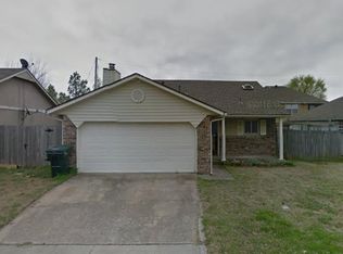 8403 N 116th Pl E, Owasso, OK 74055