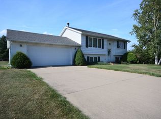 7458 Norfolk Dr, Onsted, MI