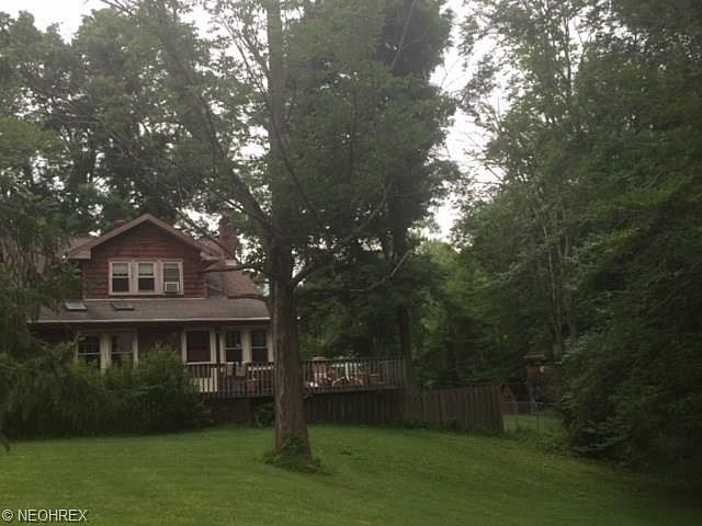 1st image of 33215 Chagrin Blvd