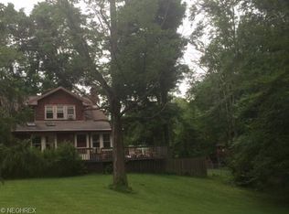 33215 Chagrin Blvd, Moreland Hills, OH 44022