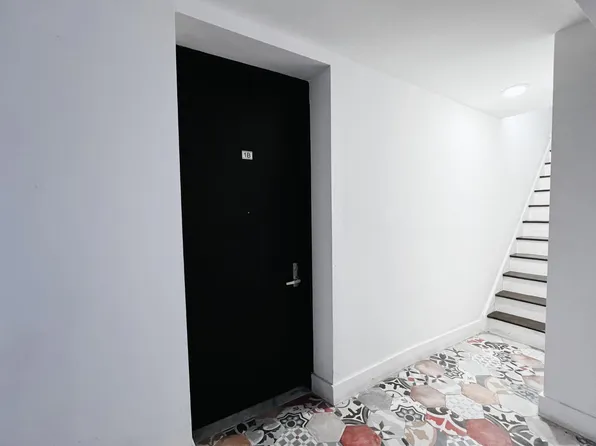 126 Randolph Avenue image 16 of 17