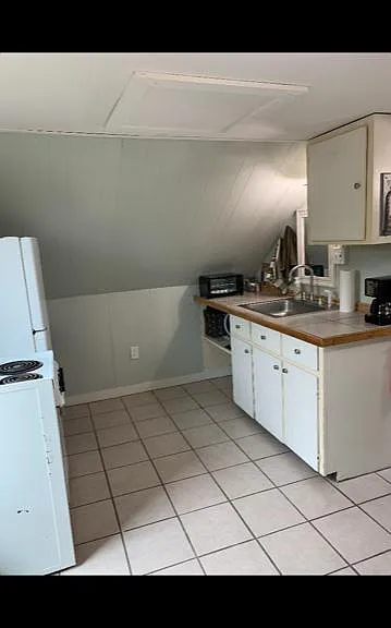 24 Center St #301 — Photo 10