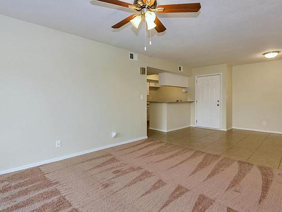 3rd image of 540 N May St #3092