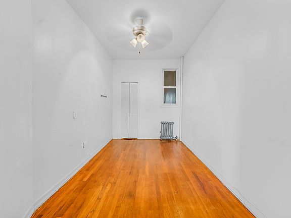 3rd image of 548 11th St APT 6