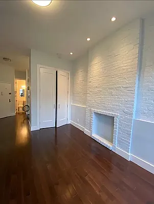 Rented by CitySites Real Estate Group | media 5