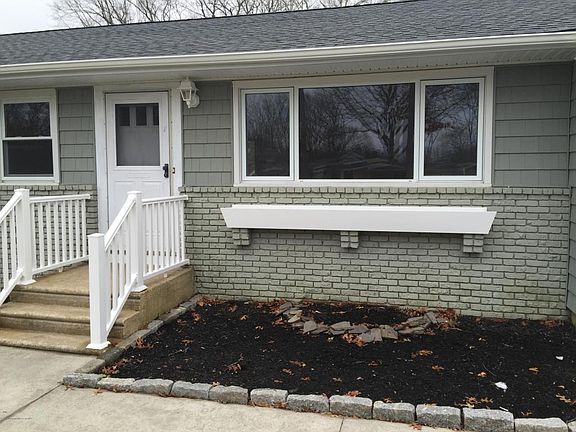 4th image of 34 Oakside Dr