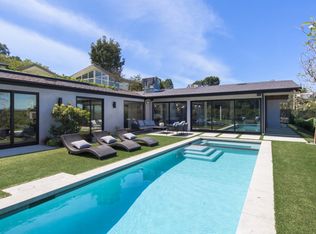 3394 Alana Dr, Sherman Oaks, CA 91403