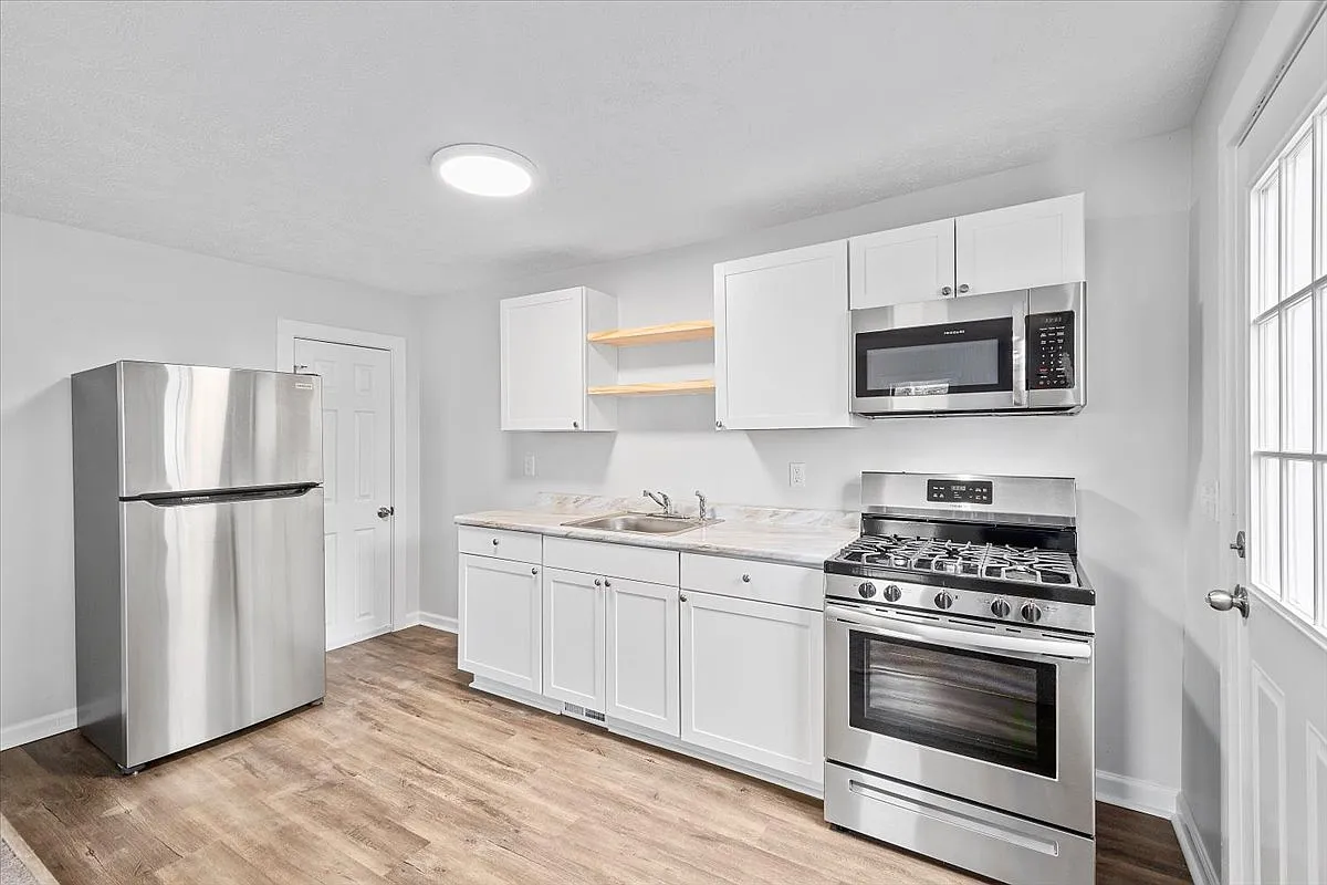 3611 Baytree St photo 1
