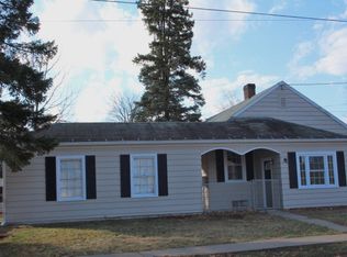 212 E Pine St, Athens, PA 18810