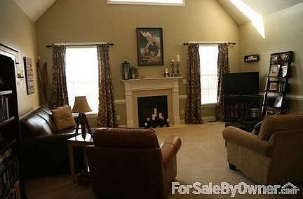 2nd image of 208 Sevendales Dr