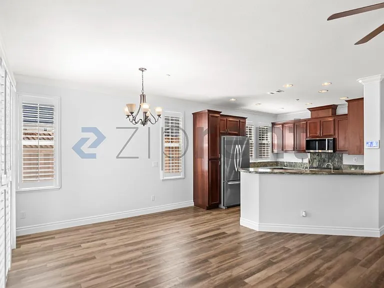 741 Tennyson Dr — Photo 10