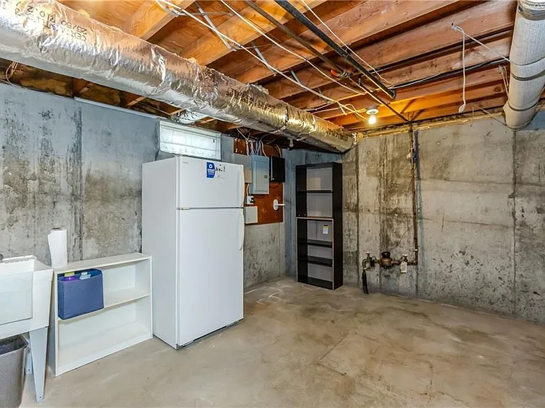 53 Hazael St — Photo 17