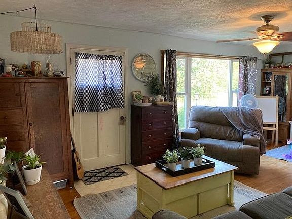 2nd image of 72667 Road 419