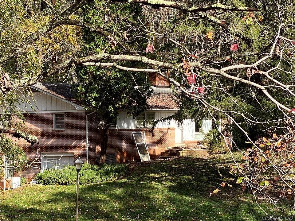 2nd image of 174 Twisted Tree Ln