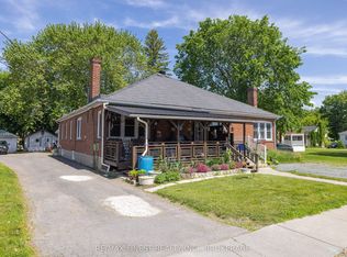 45 Graham St W, Greater Napanee, ON K7R 2J6