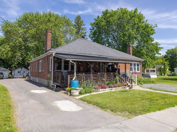 45 Graham St W, Greater Napanee, ON K7R 2J6