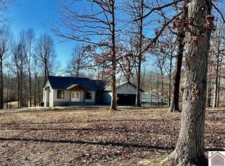 916 Oak Ln, Grand Rivers, KY 42045