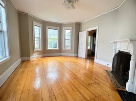 55 Rindge Ave
