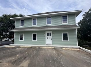 34 E 4th St, Lexington, NC 27292