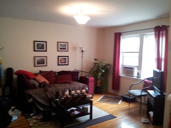 2nd image of 2079 32nd St APT C2