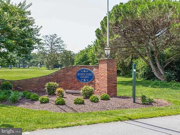 2nd image of 115 Holly Ct