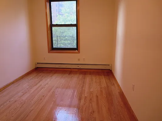 Rented by Kinyu Realty | media 11