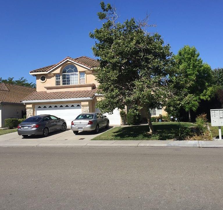 1st image of 10215 River Oaks Dr