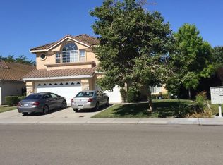 10215 River Oaks Dr, Stockton, CA 95209