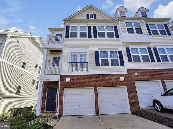2nd image of 13929 Hollow Wind Way Unit 101