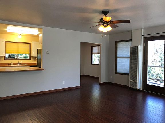 3rd image of 23875 Buckboard Ct