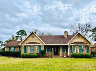 9490 Clubhouse Dr, Foley, AL 36535