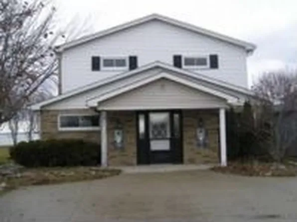8536 Anchor Bay Dr, Algonac, MI 48001