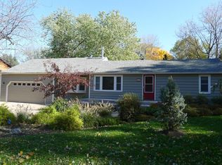 4208 Homewood Ave, White Bear Township, MN 55110