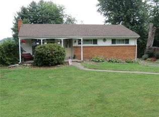 403 Manor Rd, Delmont, PA 15626